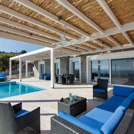 Βίλα Sophia Πεύκος