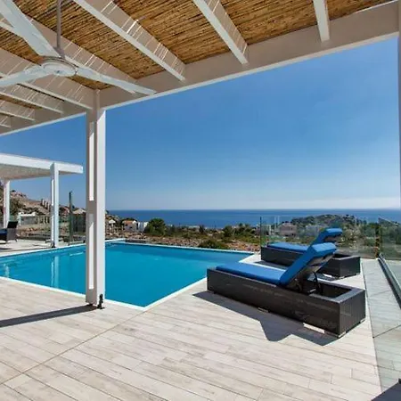 Sophia Βίλα Πεύκος